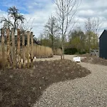 Stijlvol In De Brabantse Natuur! Tuynloodz B * Beers (North Brabant)